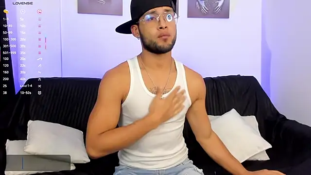 Max Conor1 online show from 04/14/26, 04:28