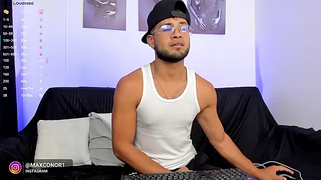 Max Conor1 online show from 02/20/26, 12:29