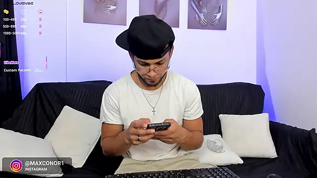 Max Conor1 online show from 03/12/26, 11:36