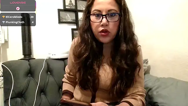 MirandaLatinaLovely online show from 03/19/26, 05:02