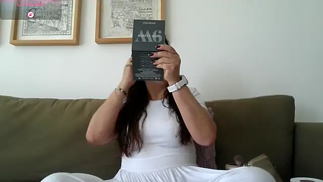 MirandaLatinaLovely online show from 04/16/26, 05:14