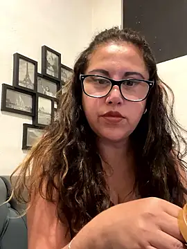 MirandaLatinaLovely online show from 11/12/25, 03:32