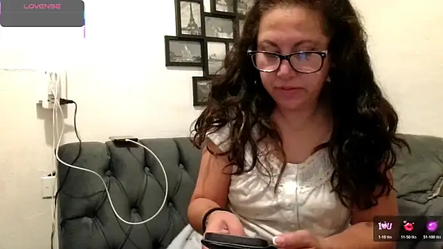 MirandaLatinaLovely online show from 12/03/25, 04:28