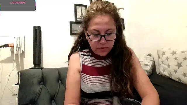 MirandaLatinaLovely online show from 02/23/26, 06:08