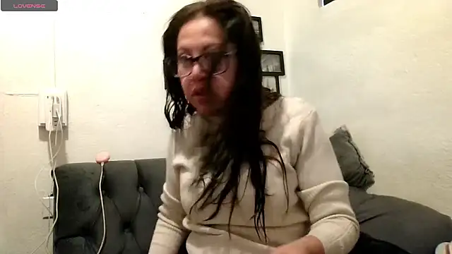 MirandaLatinaLovely online show from 01/15/26, 04:21