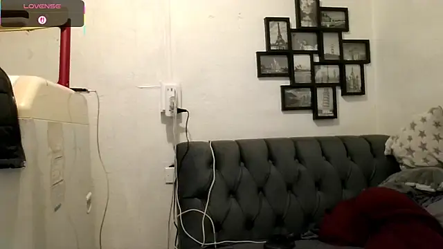 MirandaLatinaLovely online show from 12/04/25, 04:39