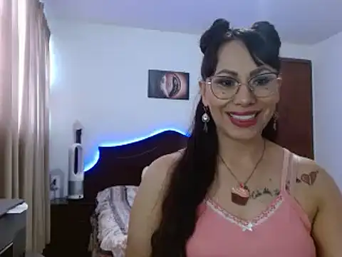 AloLovely  online show from 04/08/26, 10:44