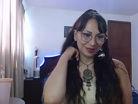 AloLovely  online show from 04/15/26, 07:29