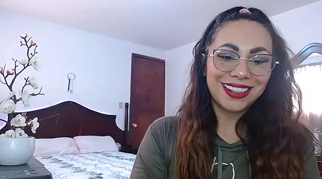 AloLovely  online show from 02/11/25, 09:25