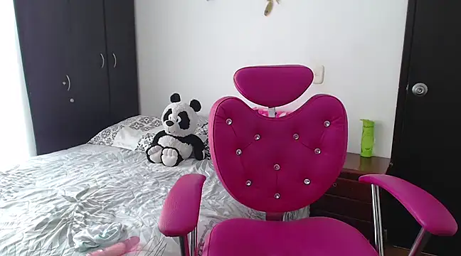 BeautifullPrinsesse online show from 03/05/25, 05:39