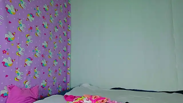 TwerkingCheerleader online show from 10/31/25, 01:13