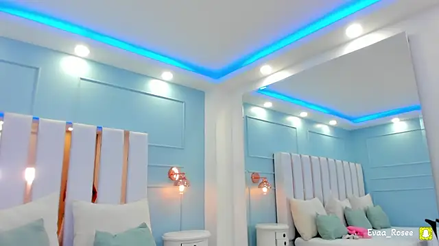 eva roseee online show from 02/16/26, 10:18