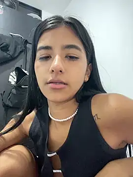 eva roseee online show from 10/04/25, 09:05