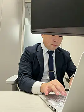 Nobu 469 online show from 11/26/25, 02:11