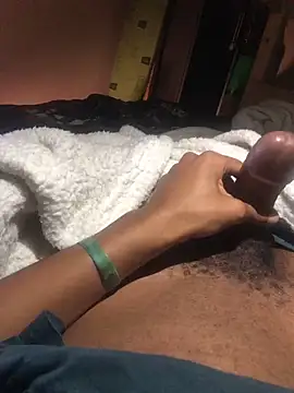 FuckBuddy0228 online show from 05/01/26, 11:21