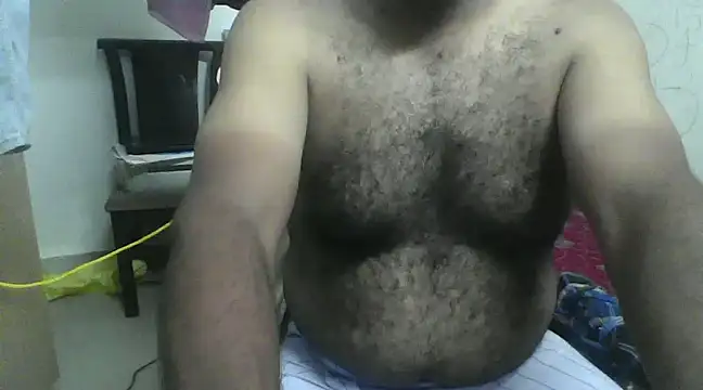 Snapshot of awesomeroc123 chatting on 03/19/25, 05:28 awesomeroc123 online show from 03/19/25, 05:28
