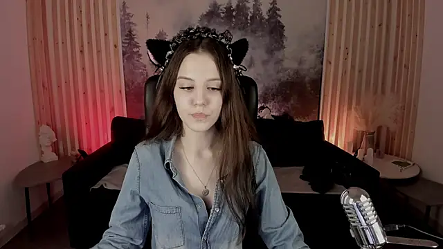 Snapshot of MilaStoyne chatting on 02/12/25, 08:59 MilaStoyne online show from 02/12/25, 08:59