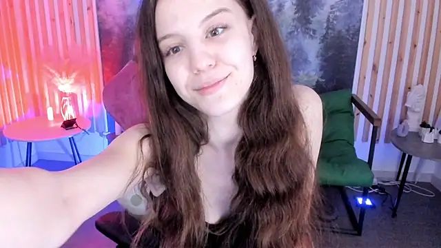 MilaStoyne online show from 12/22/25, 06:57