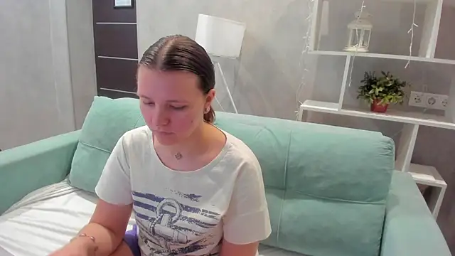 Snapshot of Jenny_Jimmy chatting on 06/08/26, 09:21 Jenny Jimmy online show from 06/08/26, 09:21