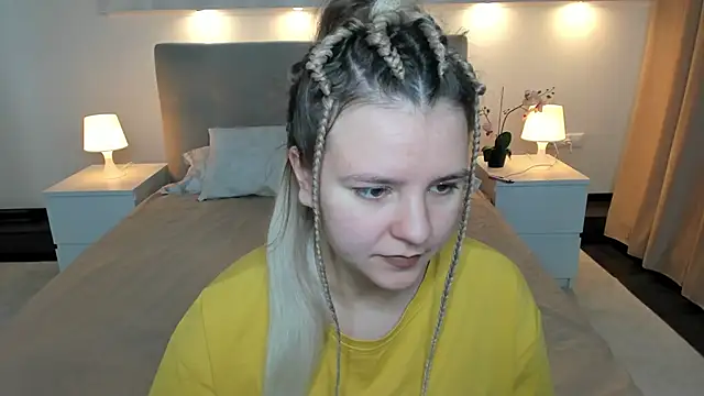 Jenny Jimmy online show from 10/25/25, 12:54