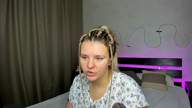 Jenny Jimmy online show from 10/30/25, 01:04