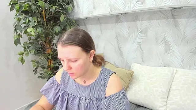 Snapshot of Jenny_Jimmy chatting on 06/16/26, 09:20 Jenny Jimmy online show from 06/16/26, 09:20