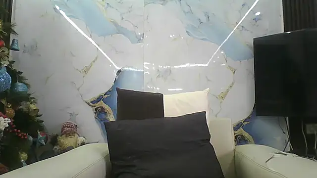 Aleen8067 online show from 12/16/25, 10:52