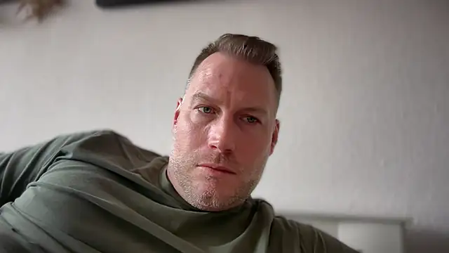 Christian87xxx online show from 03/28/26, 02:18