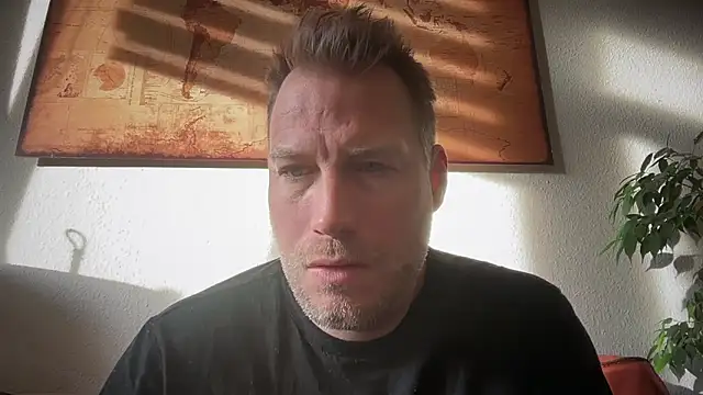 Christian87xxx online show from 11/30/25, 09:32