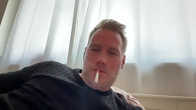 Christian87xxx online show from 11/25/25, 11:21