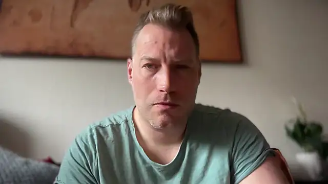 Christian87xxx online show from 04/12/26, 07:00