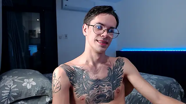 William Henry  online show from 10/09/25, 10:16