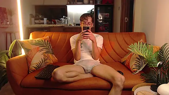 William Henry  online show from 03/24/26, 02:06