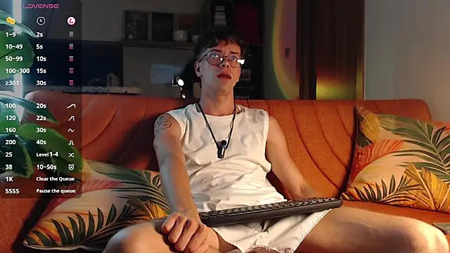 William Henry  online show from 04/25/26, 01:41