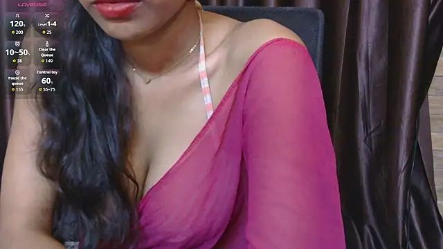 Snapshot of wow-simran chatting on 04/23/26, 12:29 wow-simran online show from 04/23/26, 12:29
