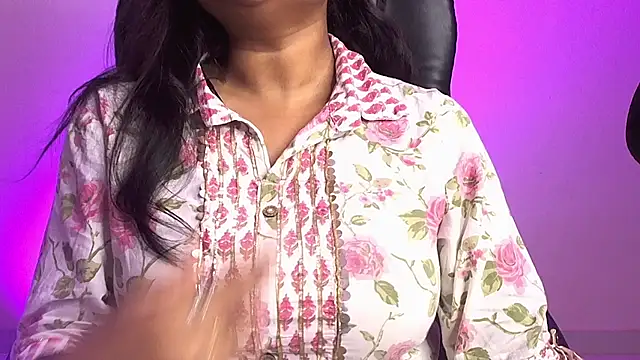 Snapshot of Kannu- chatting on 10/03/25, 04:36 Kannu- online show from 10/03/25, 04:36