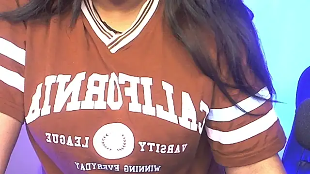 Snapshot of Kannu- chatting on 03/15/25, 11:51 Kannu- online show from 03/15/25, 11:51