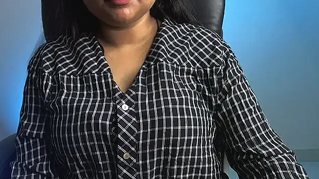 Snapshot of Kannu- chatting on 10/22/25, 05:40 Kannu- online show from 10/22/25, 05:40