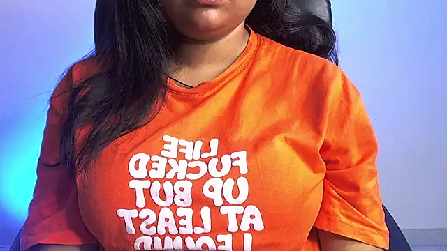 Snapshot of Kannu- chatting on 10/04/25, 04:58 Kannu- online show from 10/04/25, 04:58