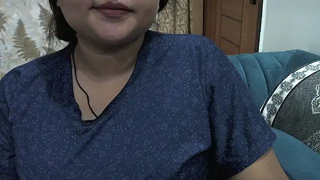 Snapshot of Kannu- chatting on 07/11/26, 12:27 Kannu- online show from 07/11/26, 12:27