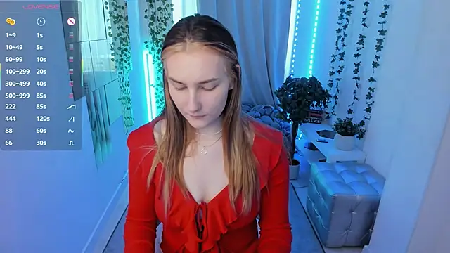 MaryWaddell online show from 06/17/26, 03:33