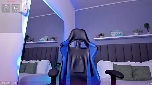 alessia leroy online show from 10/27/25, 07:59