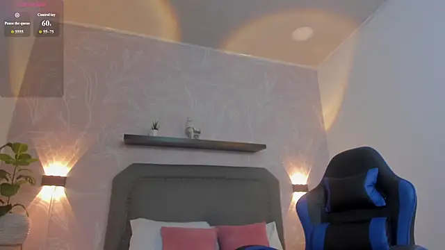 alessia leroy online show from 04/08/26, 07:48