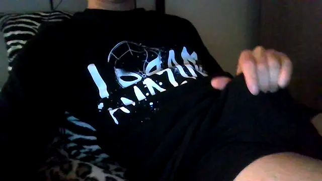 Snapshot of tommyboyteen chatting on 02/06/25, 08:56 tommyboyteen online show from 02/06/25, 08:56