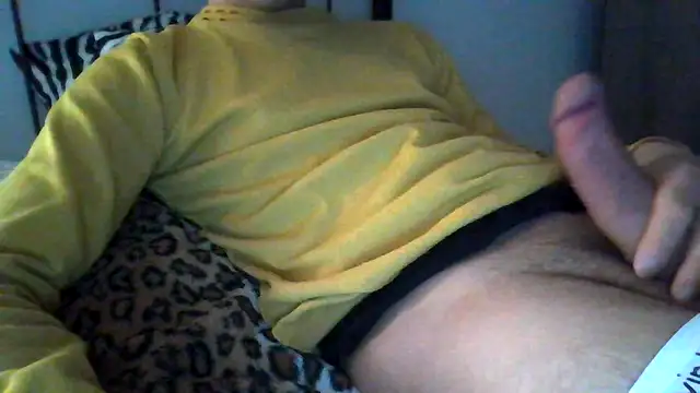 Snapshot of tommyboyteen chatting on 02/26/25, 04:38 tommyboyteen online show from 02/26/25, 04:38