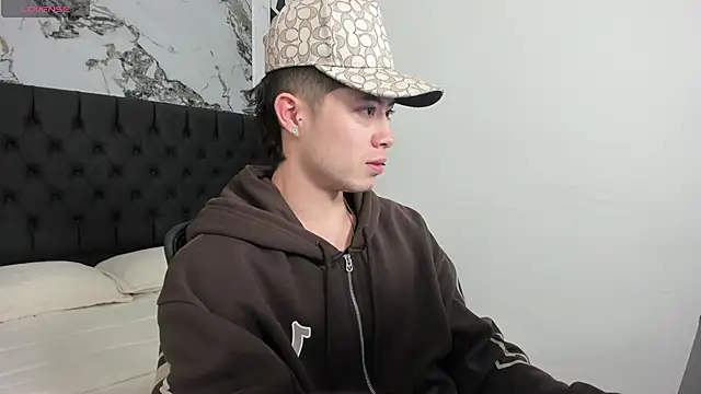 marcuscollins1  online show from 03/22/26, 12:29