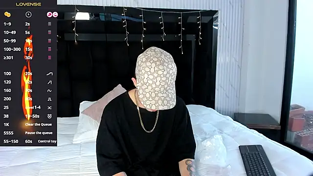 marcuscollins1  online show from 02/28/26, 01:55