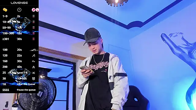 marcuscollins1  online show from 09/10/25, 12:37