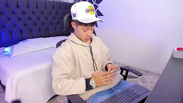 marcuscollins1  online show from 03/01/26, 12:16