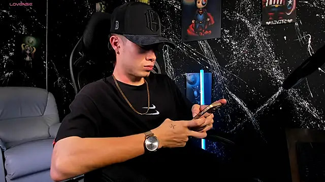 marcuscollins1  online show from 02/26/25, 07:53